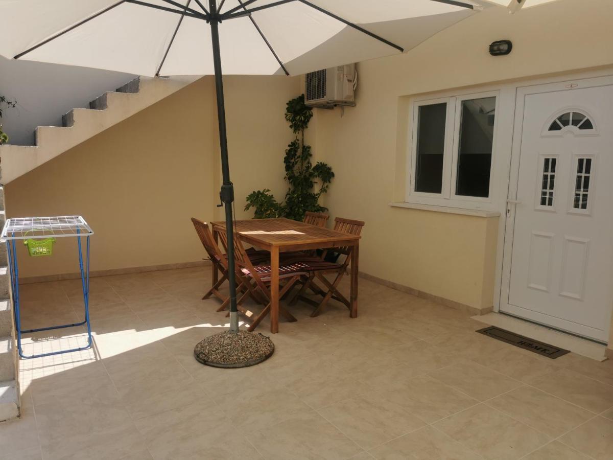 Apartmani Kronjac ミルナ エクステリア 写真