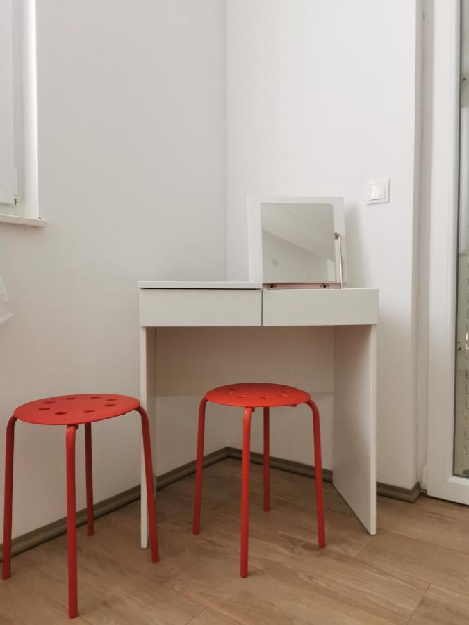 Apartmani Kronjac ミルナ エクステリア 写真