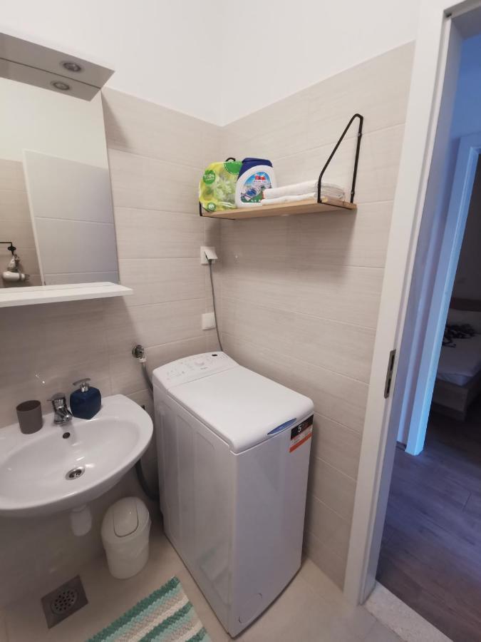 Apartmani Kronjac ミルナ エクステリア 写真