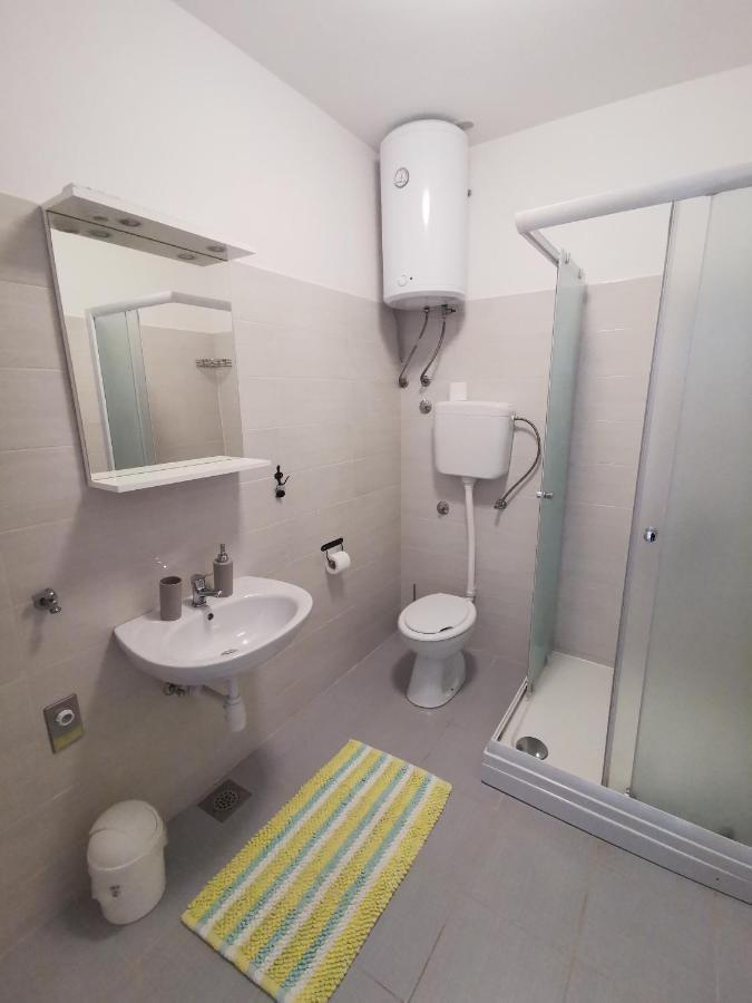 Apartmani Kronjac ミルナ エクステリア 写真